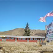 Hillcrest Motel & Outfitters