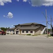 Lumsden Hotel & Steak Pit